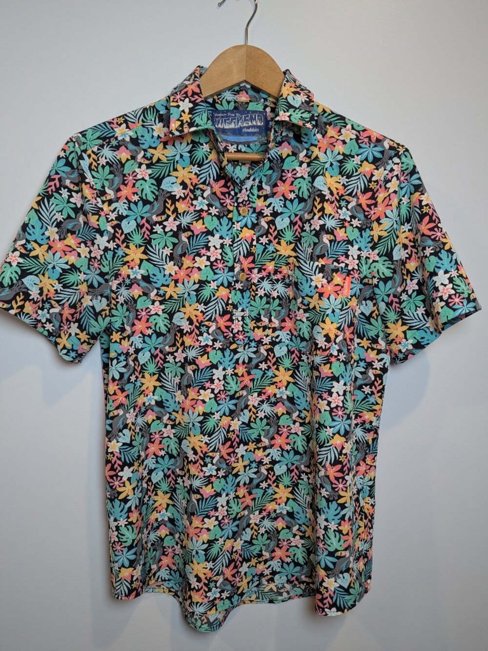 Chubbies Performance Polo Mens Size S The Bloomerang Floral button Shirt Top